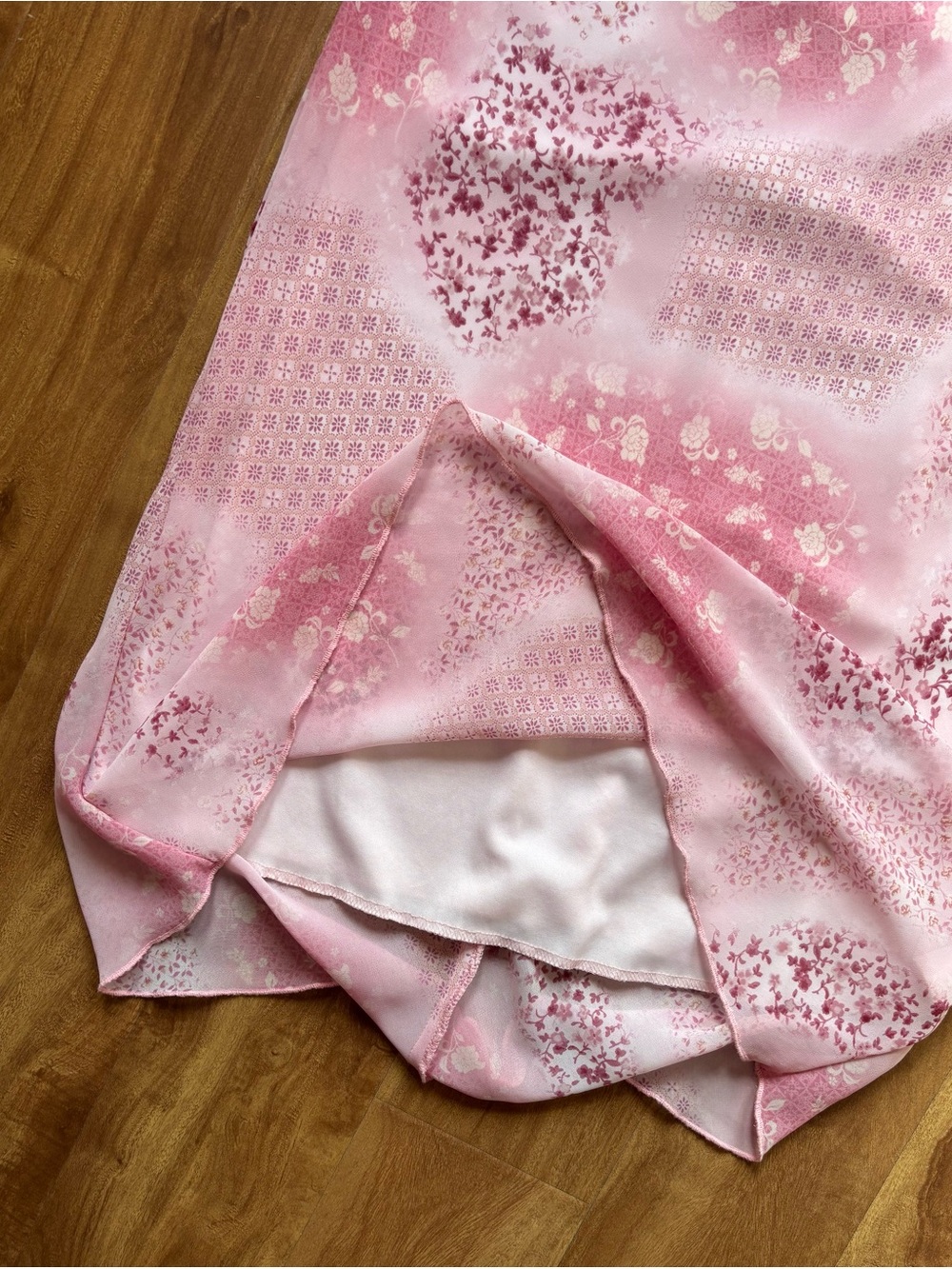 Vintage Pink Floral Slip Dress with Spaghetti Straps - Picture 15 of 15